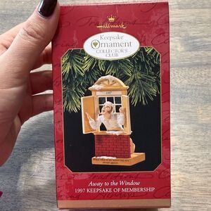 Hallmark Keepsake 1997 Away to the Window Collector’s Club Ornament